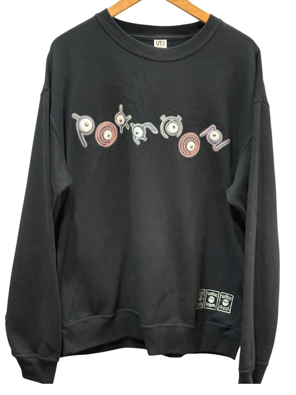 NWOT UT x Pokémon Trading Card Game Unown Crewneck Sweatshirt Black Men's M Rare